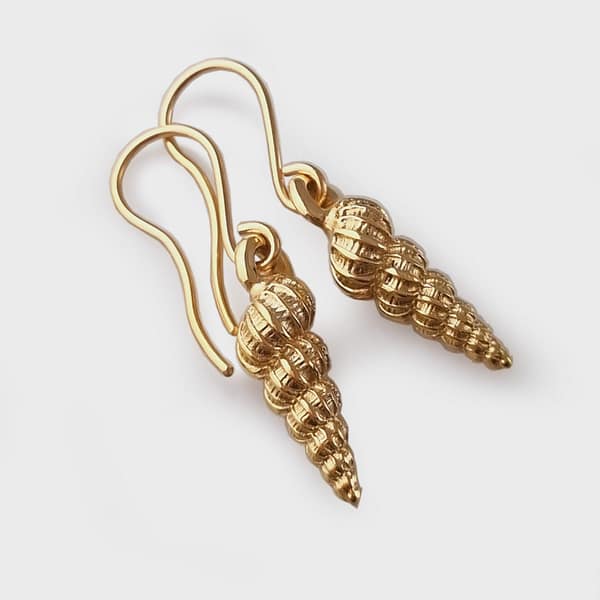 ER-9Y53 Mini TURRET Shell earrings 9CT yellow Gold - solid