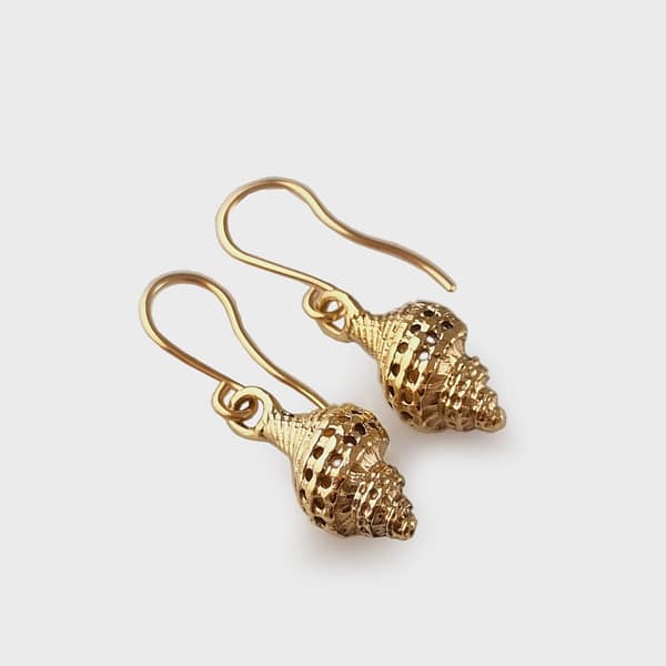 ER 9Y-453 Yellow Gold ' Snail shells' stylised earrings